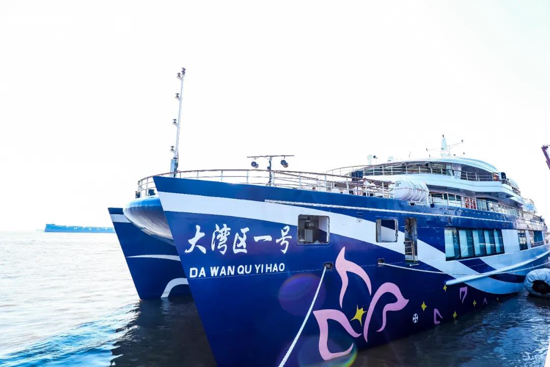 GVS用光打造“海上的移動豪華城堡”，